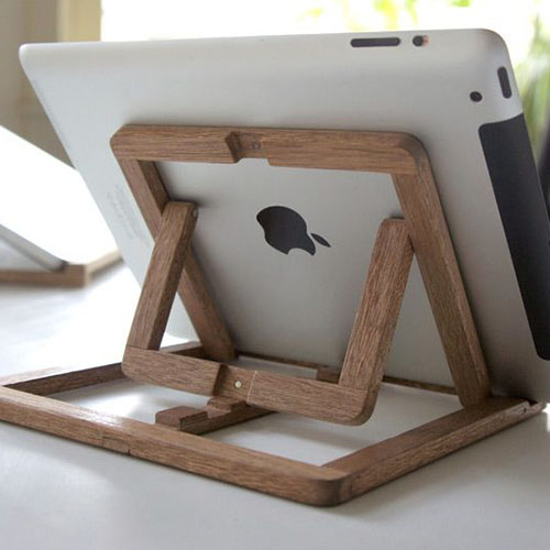 Picture of Wooden Tablet Holder